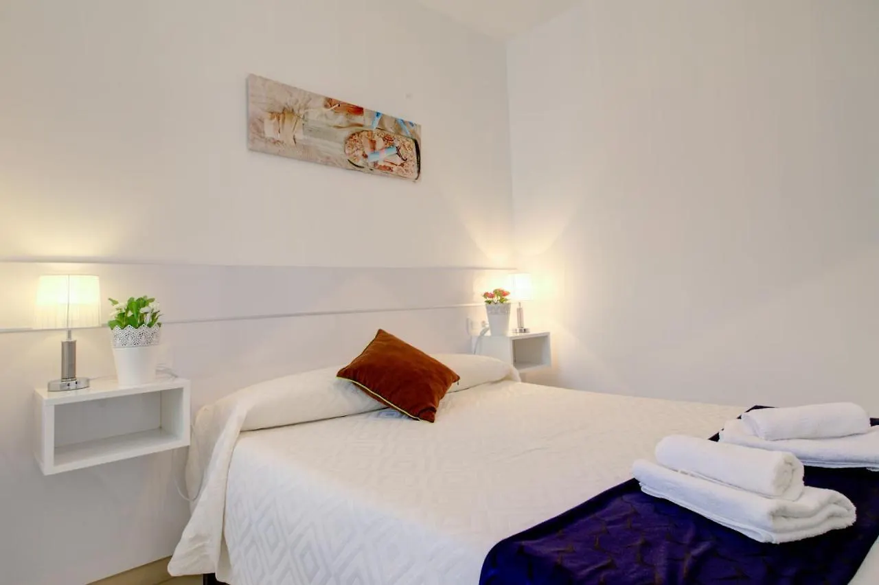 Apartamento Las Palmeras Nerja 0*,  Spain