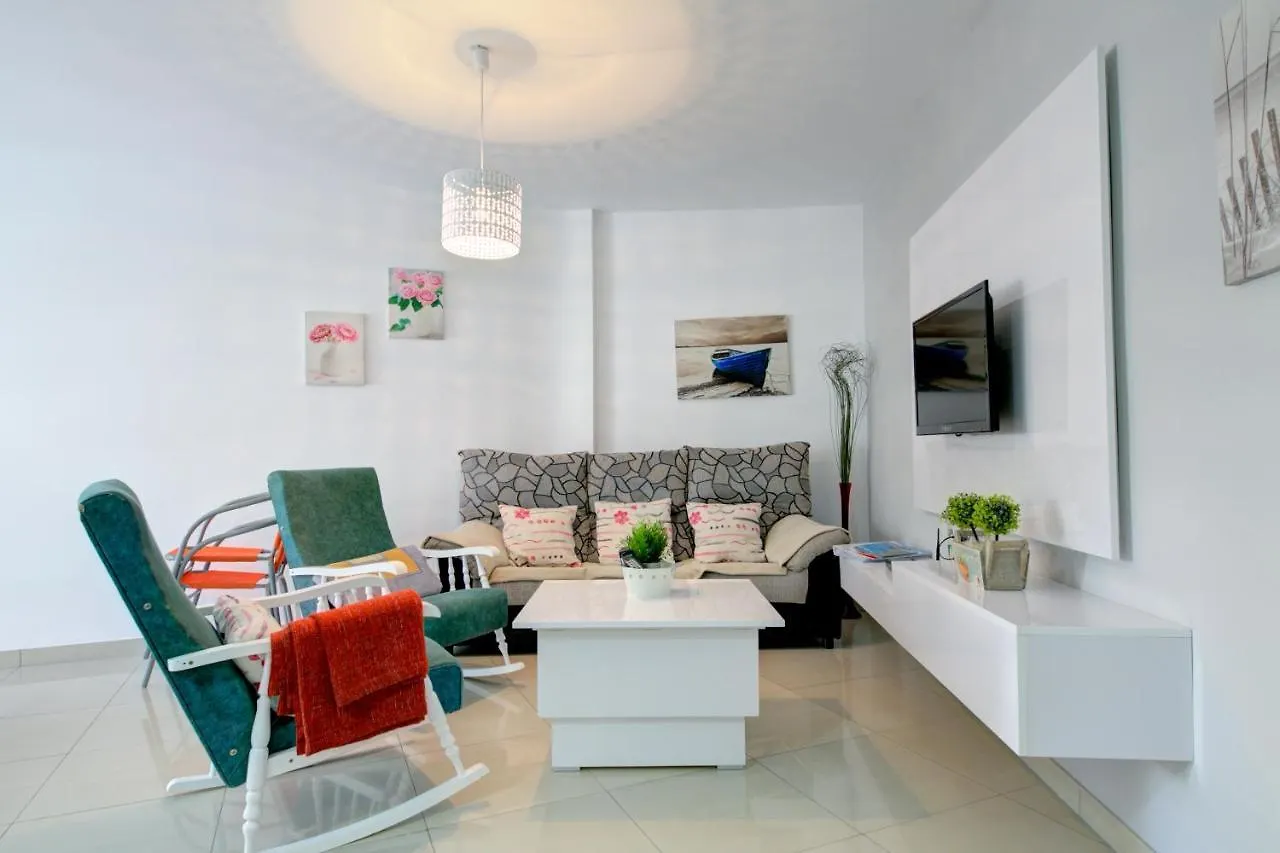 Apartamento Las Palmeras Nerja 0*,  Spain
